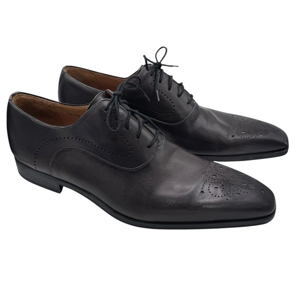 Magnanni Sanchez Men\'s Perforated Toe Black Leather Dress Shoes - Made in Spain main image 15